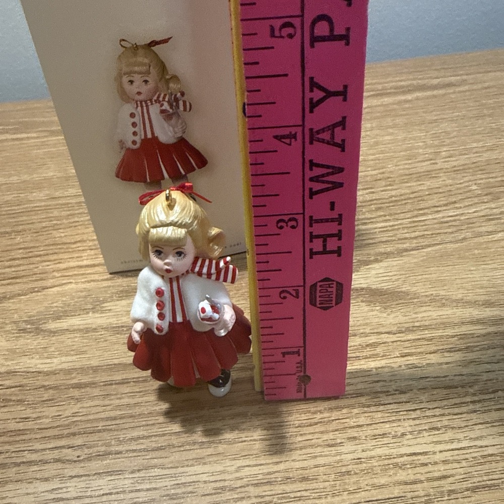 2007 HALLMARK KEEPSAKE ORNAMENT "CHERRY PARFAIT" MADAME ALEXANDER SERIES‎ #12 - Picture 10 of 10